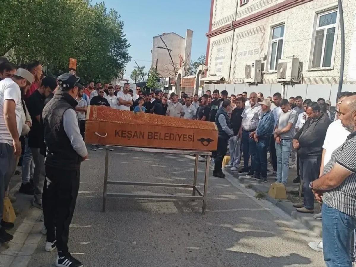 Edirne’de Kamyonet Çocuğa Çarptı, Sürücü Tutuklandı