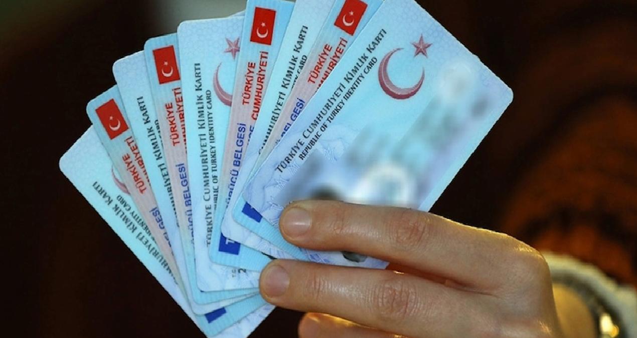 Ehliyet taşıma zorunluluğu sessizce kalktı: Milyonlarca sürücü hala habersiz