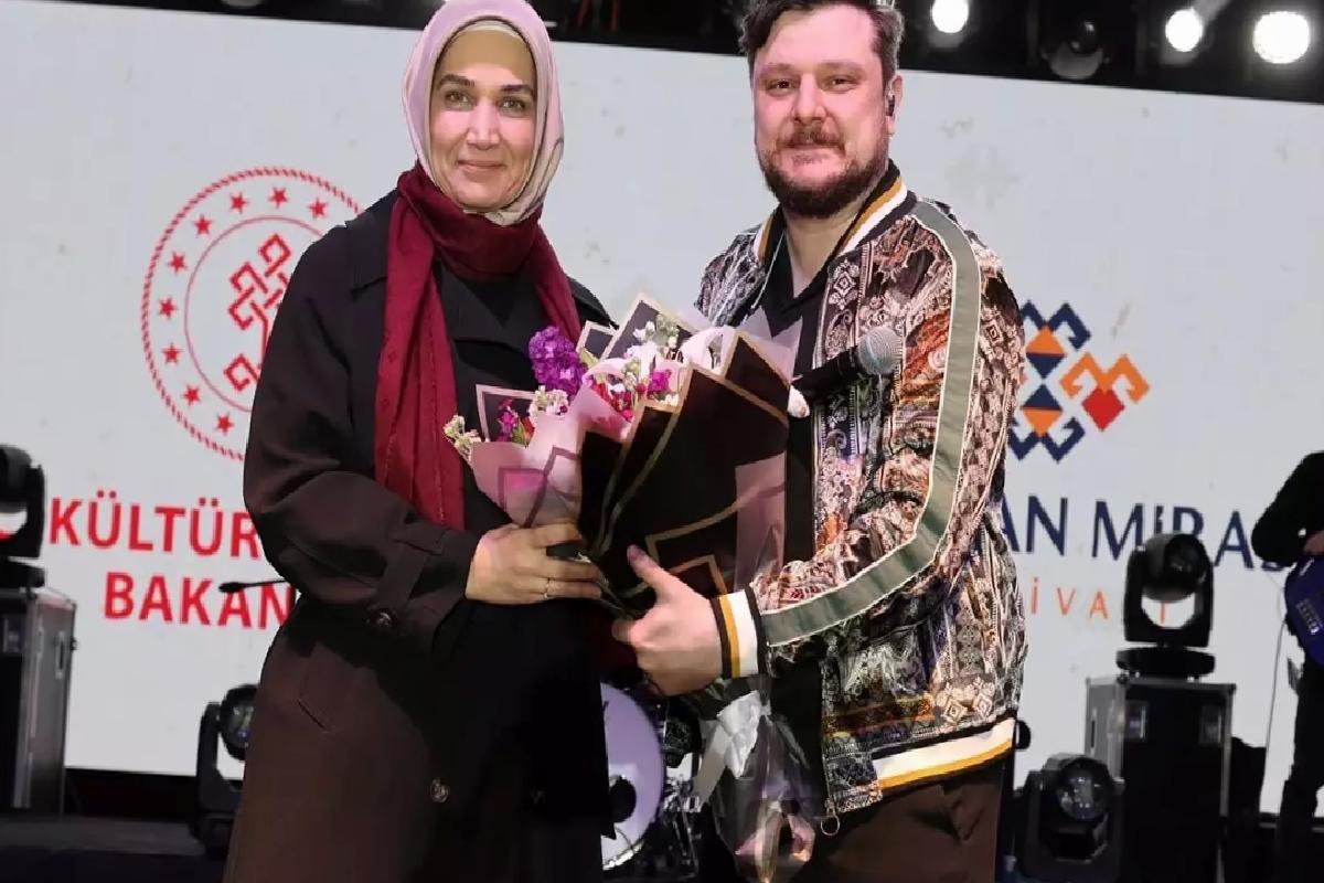 Ekin Uzunlar, Yaşayan Miras Festivali’nde Konser Verdi