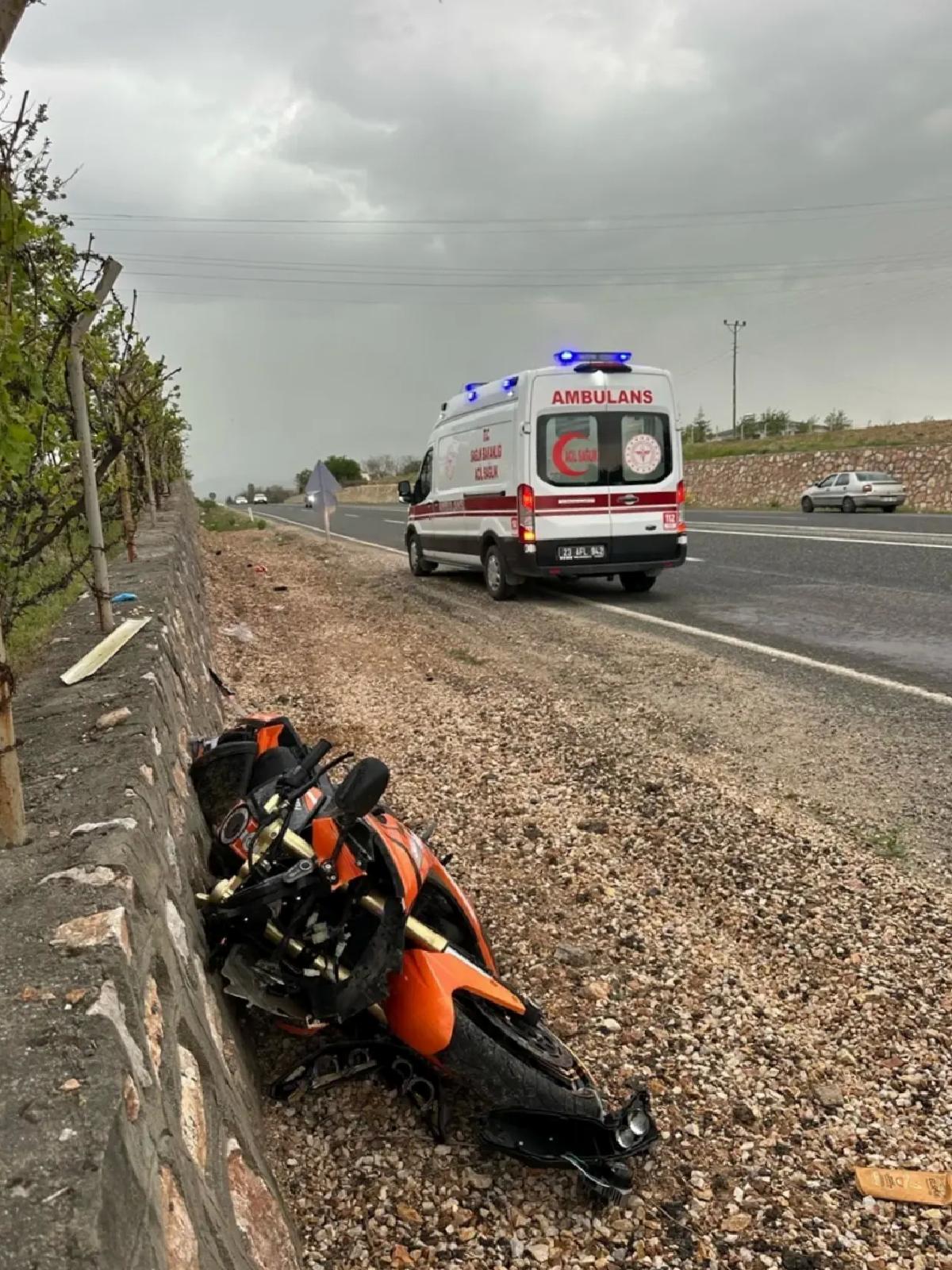 Elazığ’da Motosiklet Kazası: Sürücü Yaralandı