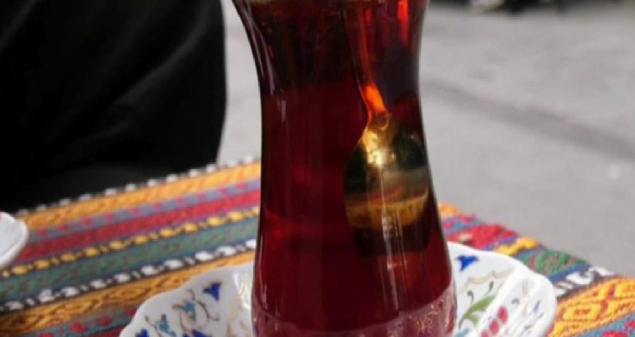 Emekliye askıda çay dönemi başladı