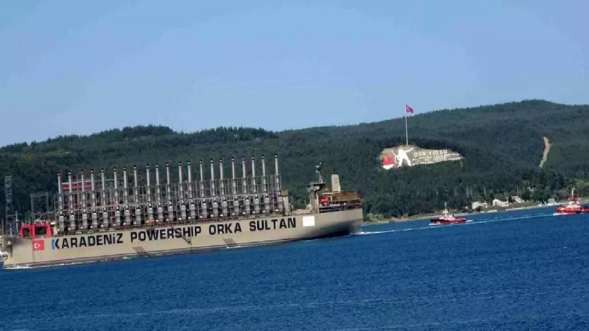 Enerji Gemisi Çanakkale’den Geçti