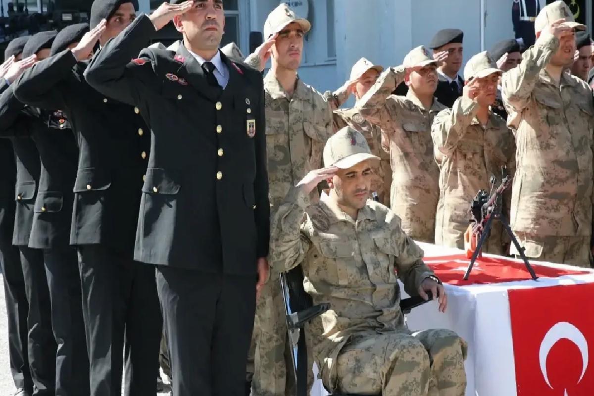 Engelliler Bir Günlüğüne Asker Oldu