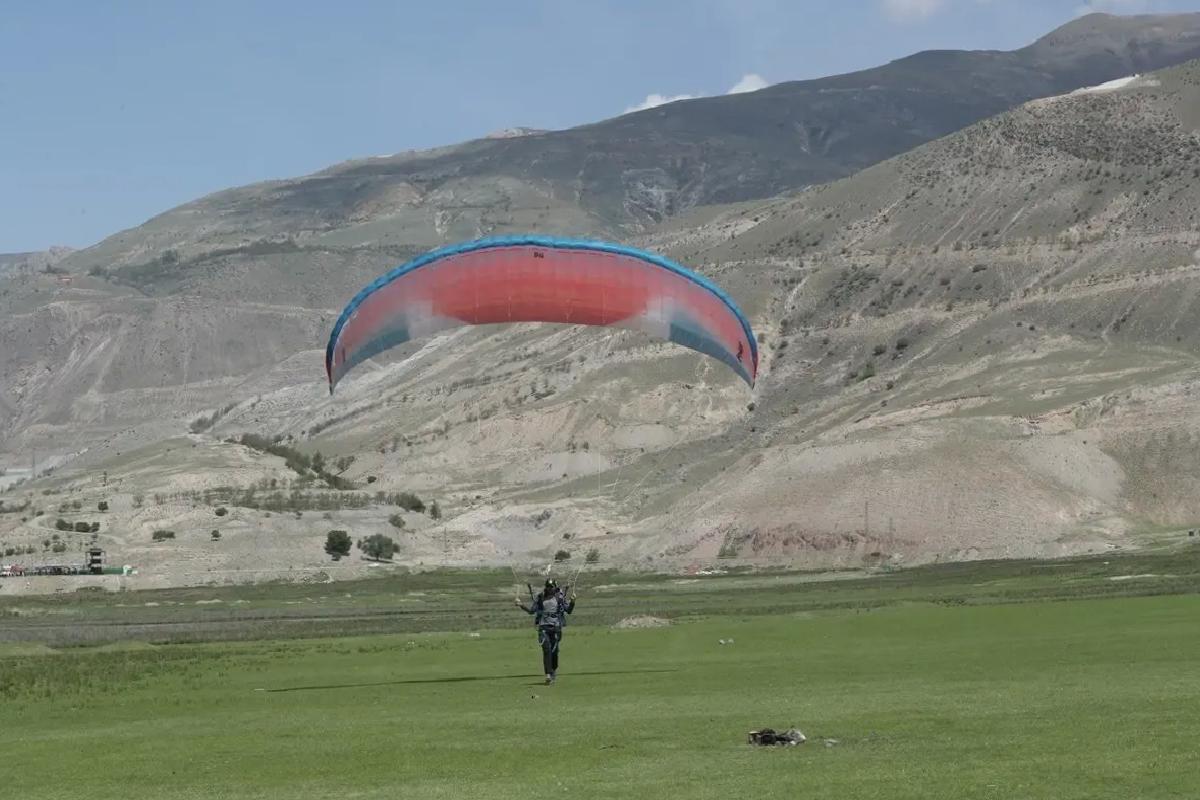 Engellilere Yamaç Paraşütü ve ATV Etkinliği