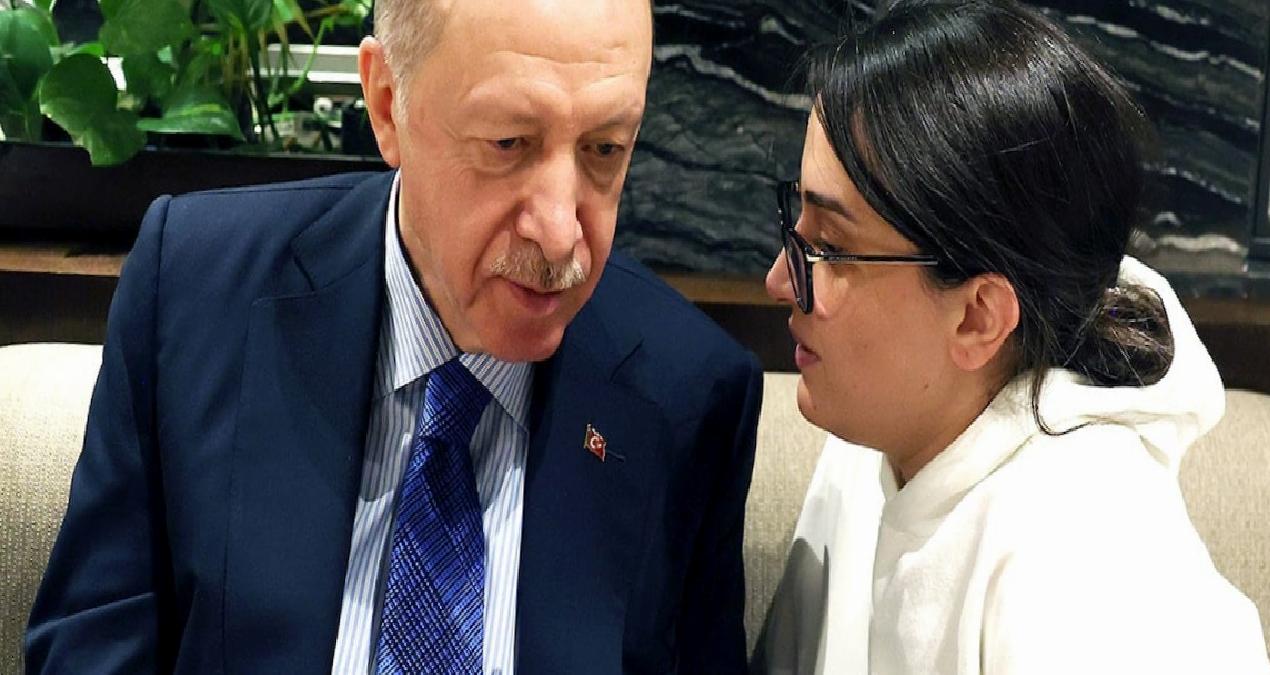 Erdoğan, kafede vatandaşlarla sohbet etti