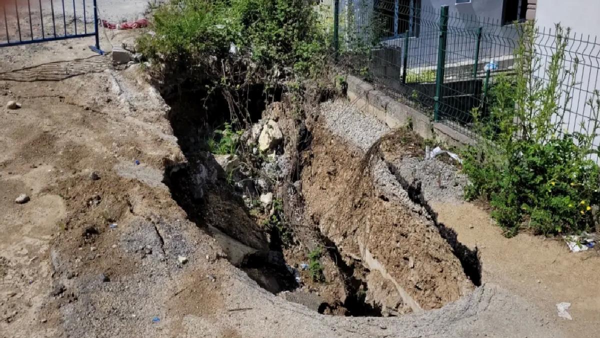 Ereğli’de İstinat Duvarı Çöktü