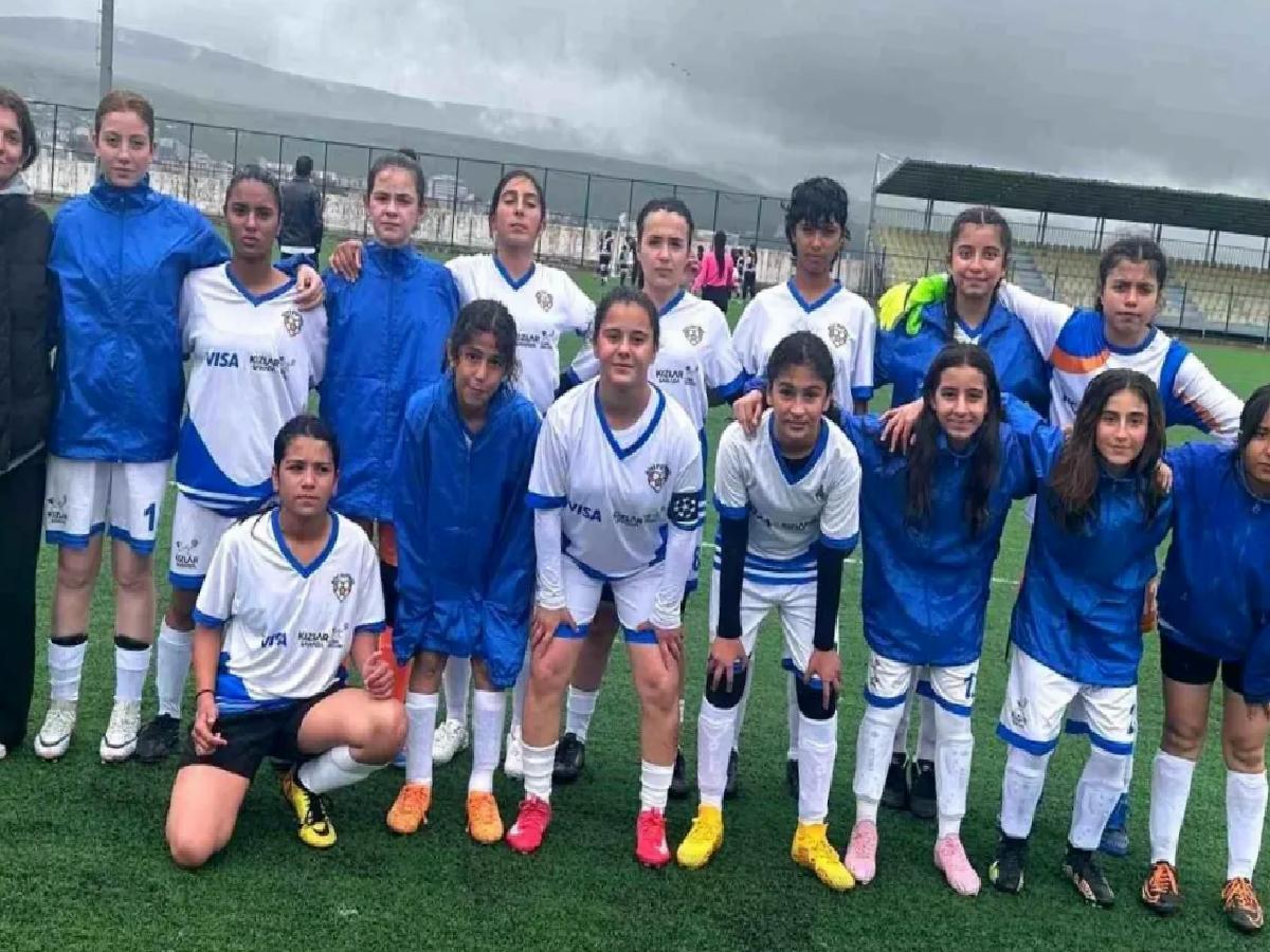 Erzincan Kadın Futbol Takımı Ardahan’a Gidiyor