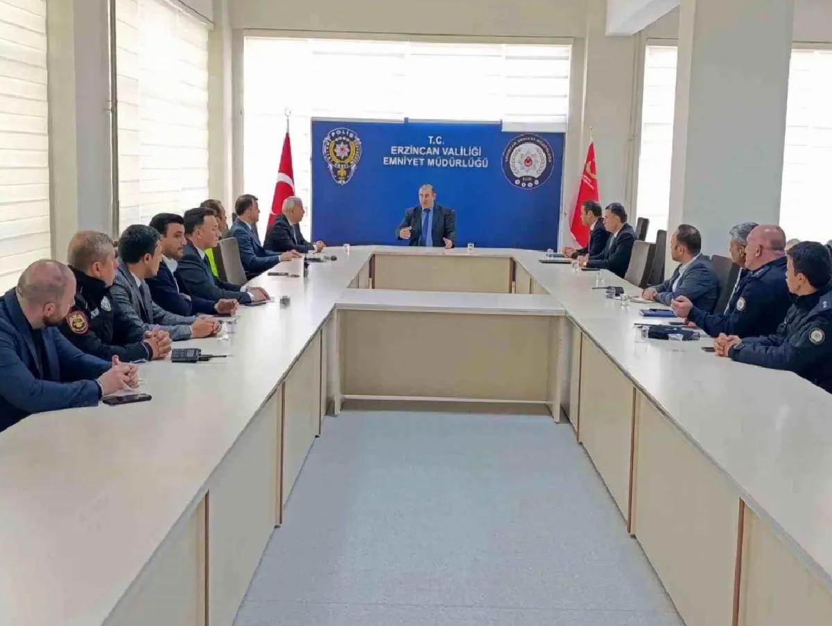Erzincan’da KAAN Uygulaması Bilgilendirme Toplantısı Gerçekleştirildi
