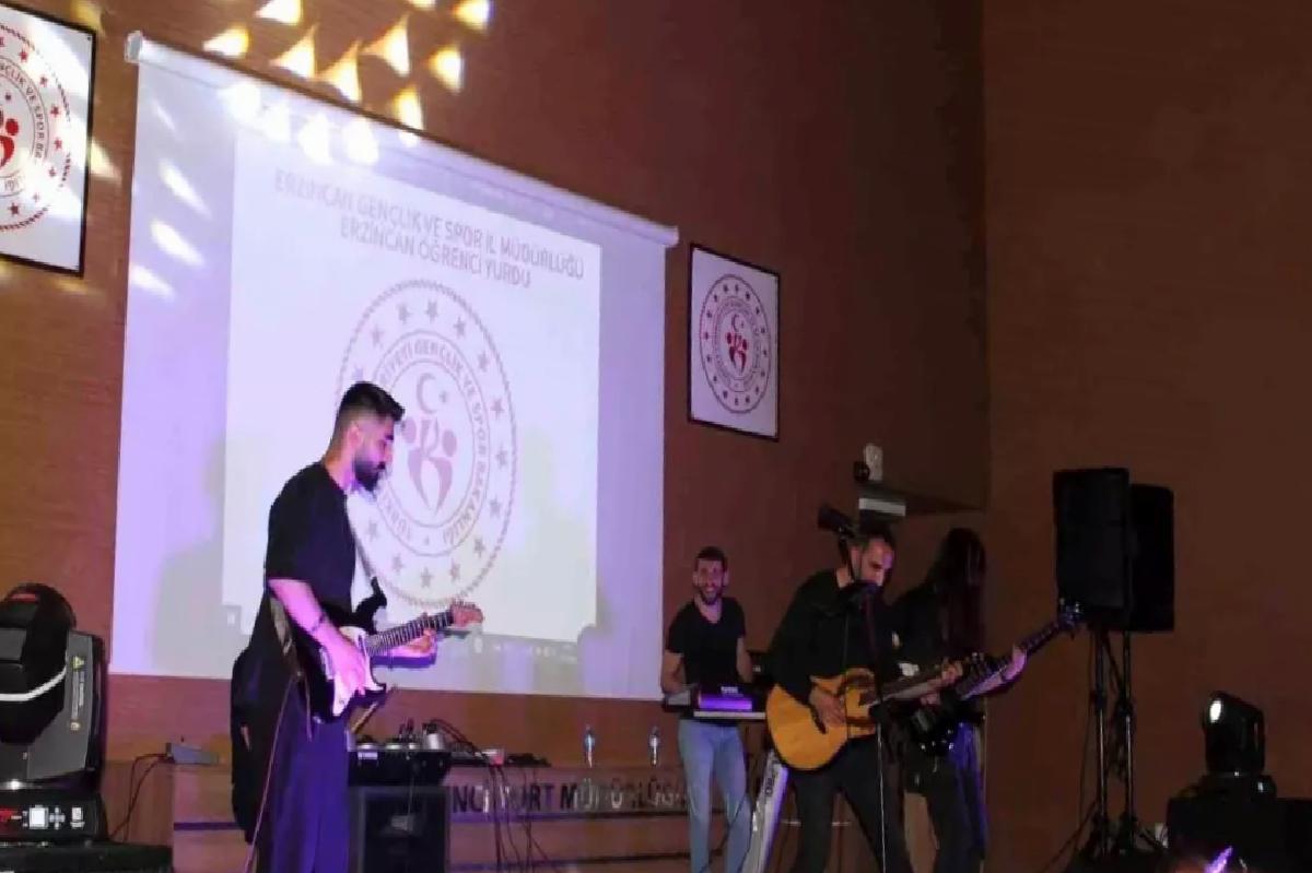Erzincan’da Öğrenciler İçin Konser