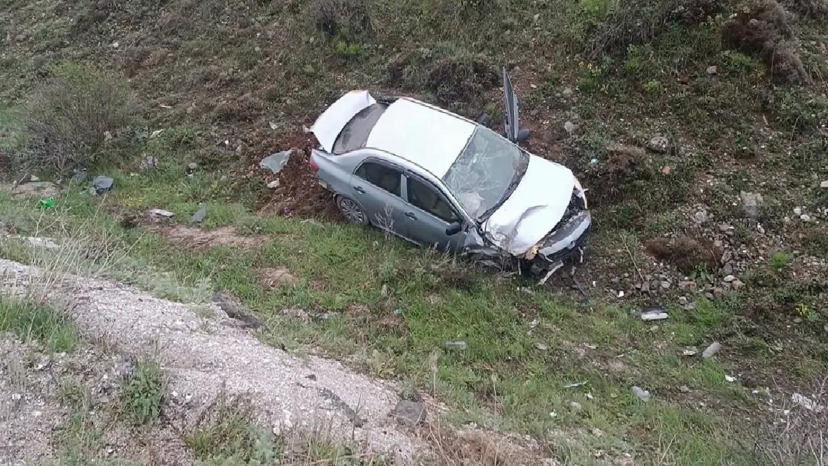 Erzincan’da Otomobil Devrildi: 3 Yaralı