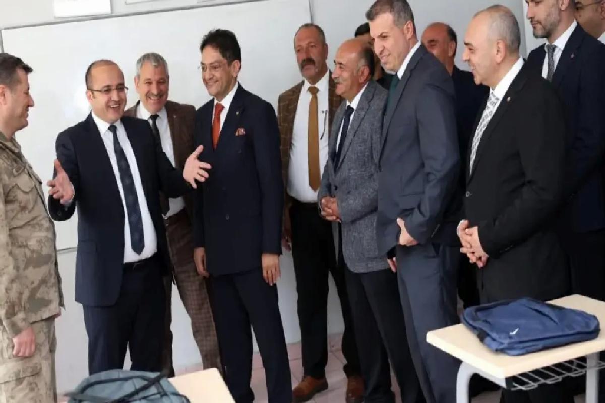 Erzurum Ticaret Borsası’ndan Şenkaya’ya Eğitim Destek Projesi