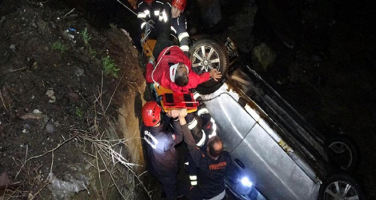 Erzurum’da otomobil dereye uçtu: Yaralılar var