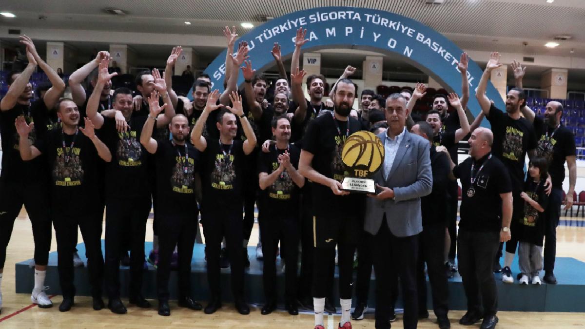 Esenler Erokspor, Basketbol Süper Ligi’ne yükseldi