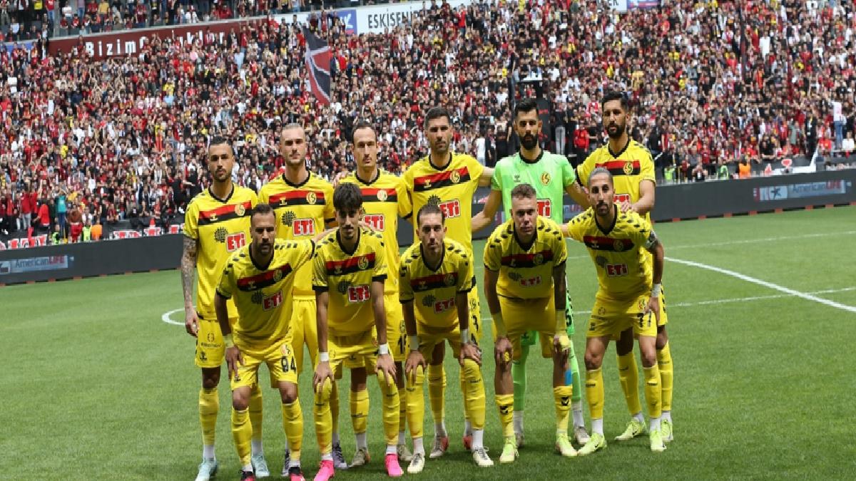 Eskişehirspor, 3. Lig’e yükseldi