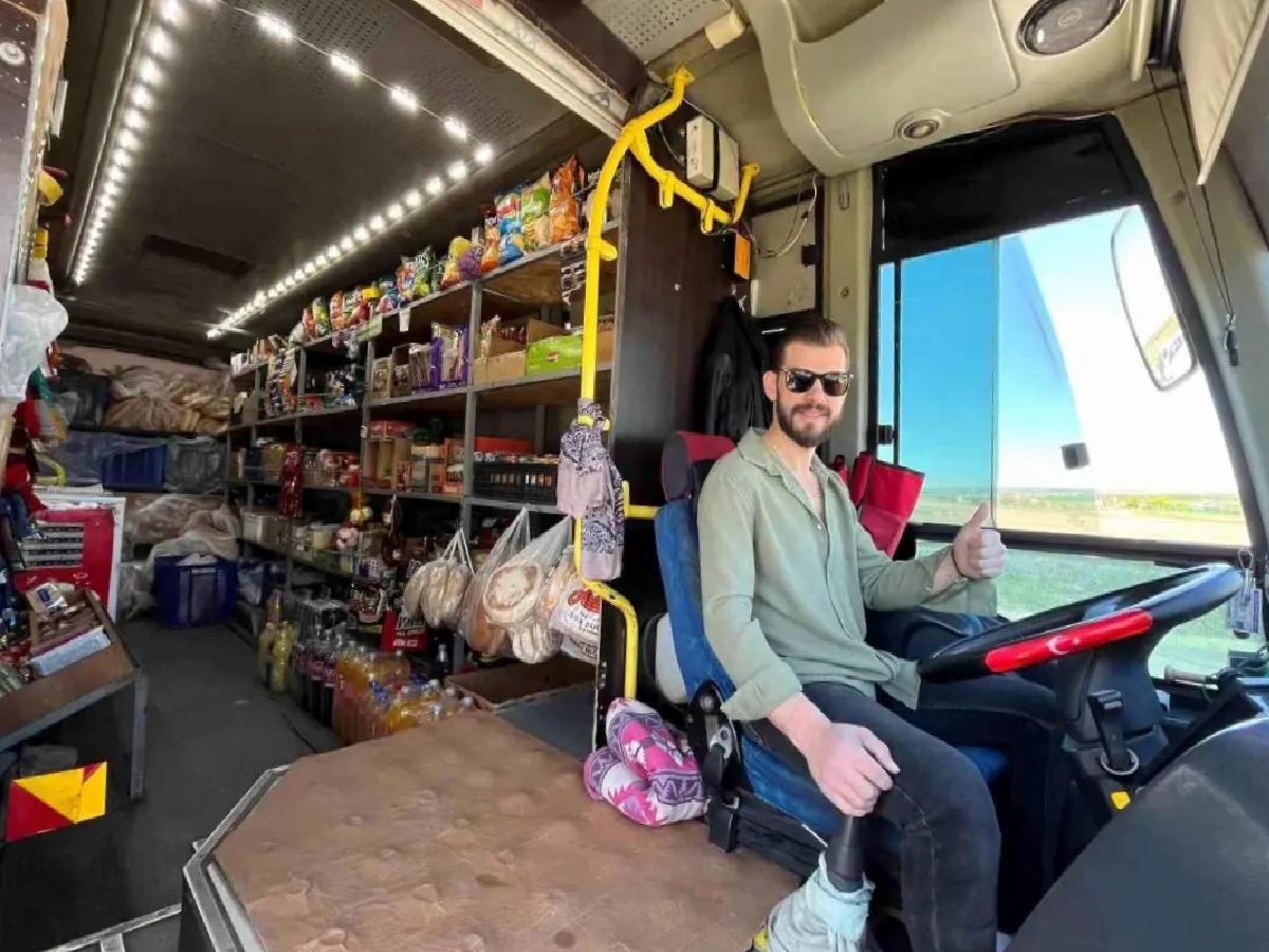 Esnaf Gör, Seyyar Marketiyle 40 Köye Hizmet Veriyor