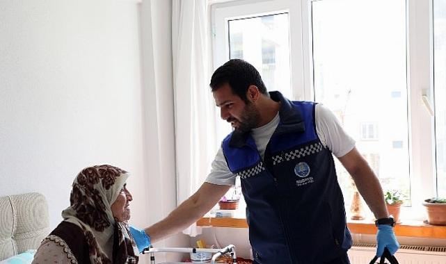 Evde sağlık ve destek hizmeti, yaşamlara dokunuyor.