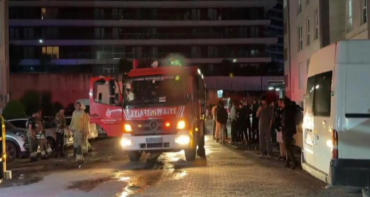 Evinde yangın çıkan kadın, 8 kattan atladı