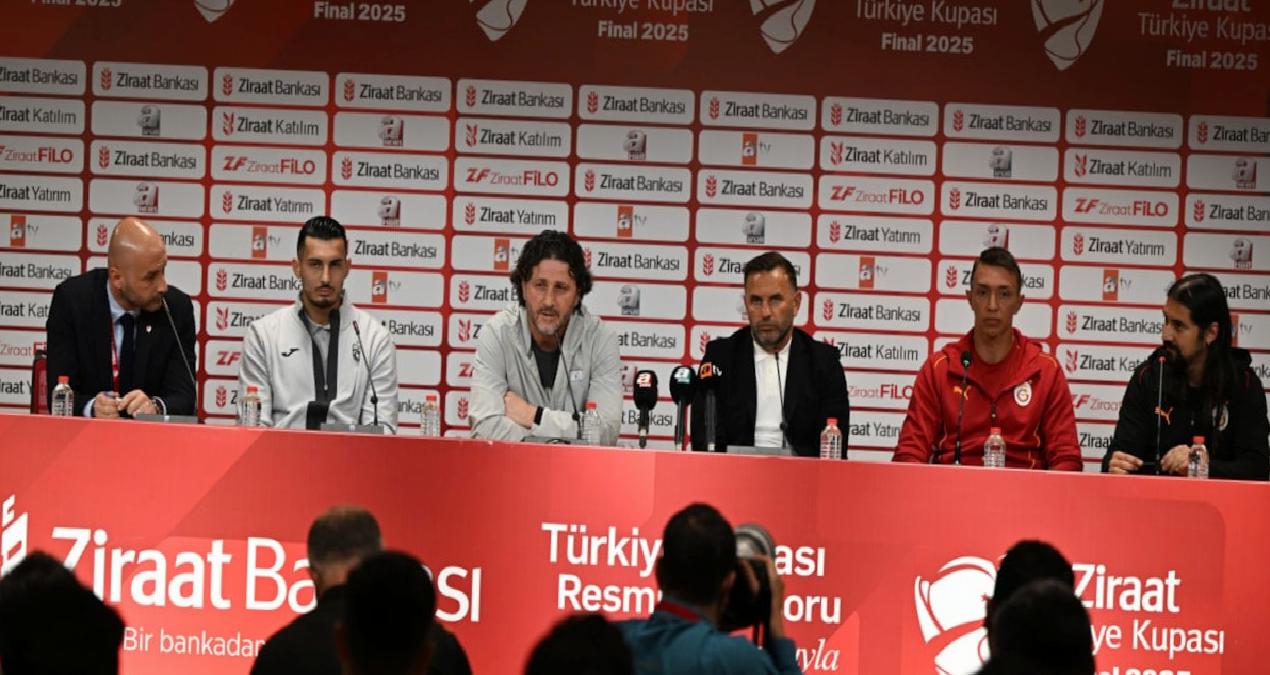 Fatih Tekke’den Muslera’ya: Türkçe konuşsana