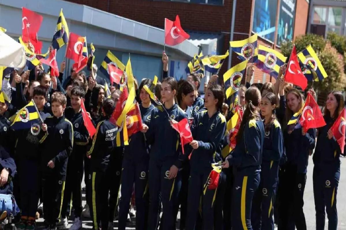 Fenerbahçe 118. Yaşını Kutladı