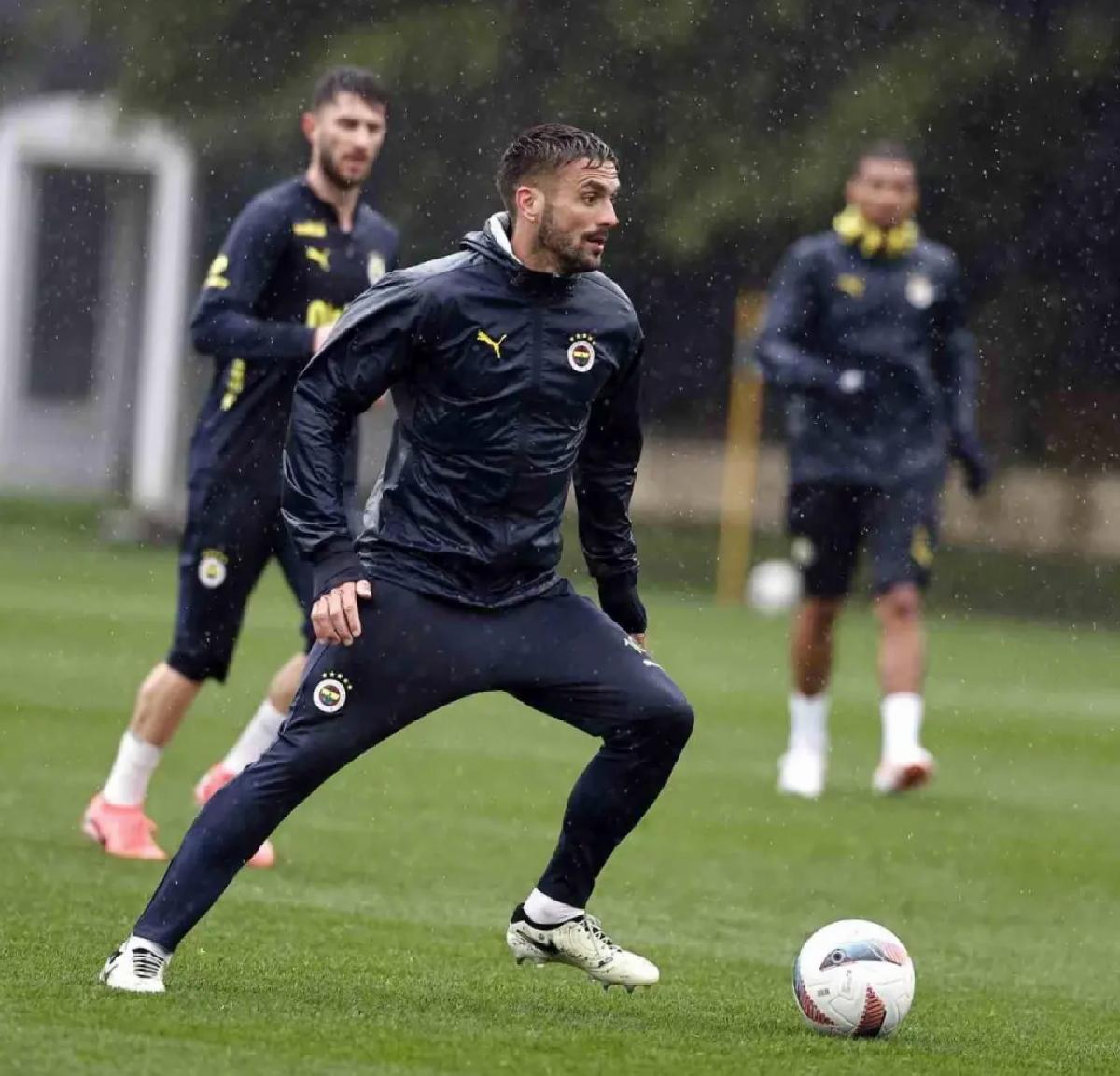 Fenerbahçe Beşiktaş Derbisi için Hazırlanıyor