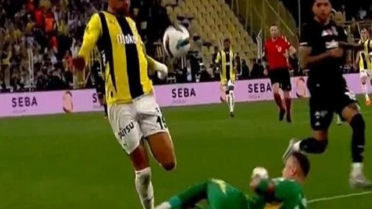 Fenerbahçe’nin derbide penaltı itirazı!