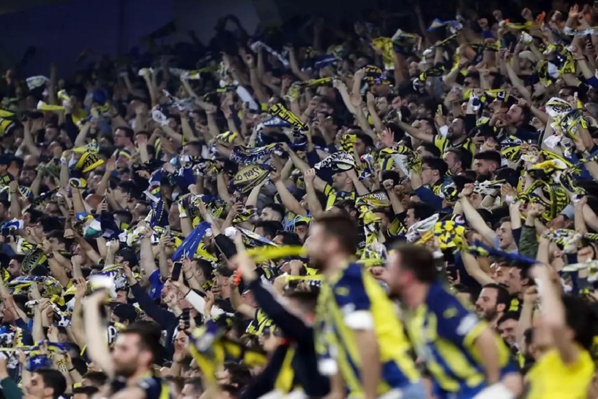Fenerbahçe’nin yıldızına Avrupa’dan sürpriz talip