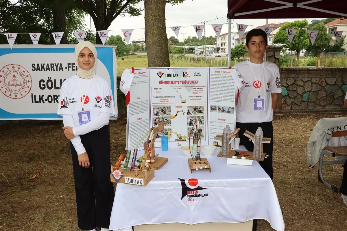 Ferizli’de TÜBİTAK Bilim Fuarı