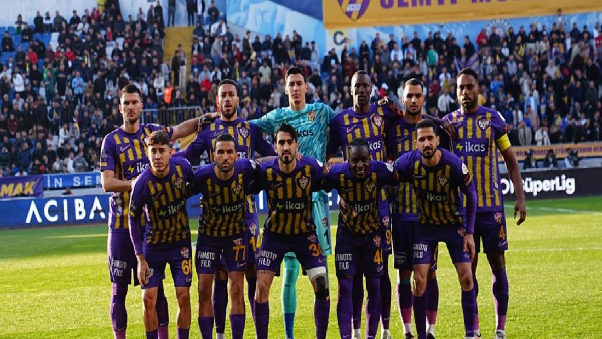 FIFA’dan Eyüpspor’a 6 dönem geçici transfer yasağı!
