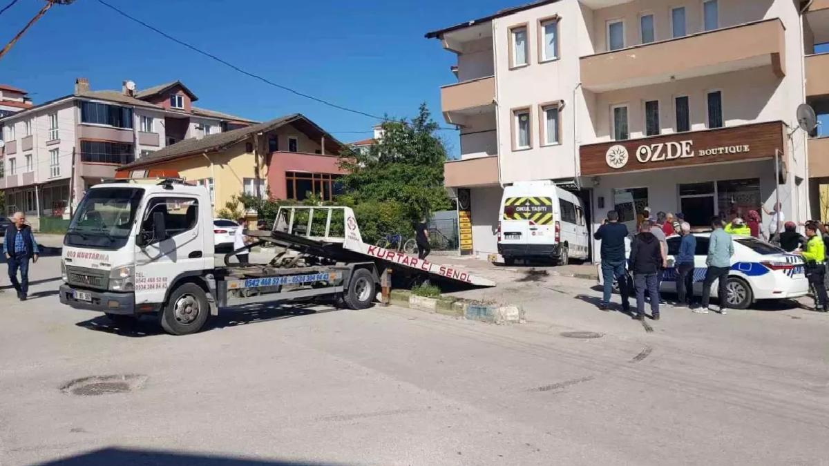 Freni Boşalan Servis İş Yerine Girdi