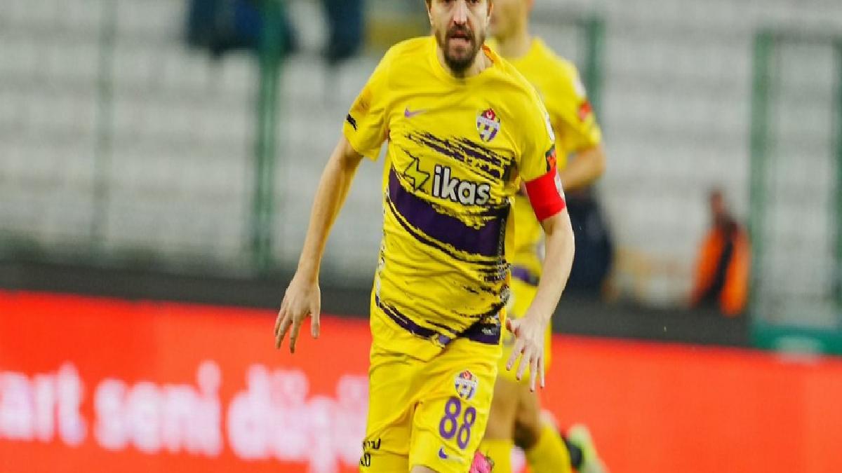 Futbolu bıraktı mı? Menajerinden Caner Erkin açıklaması