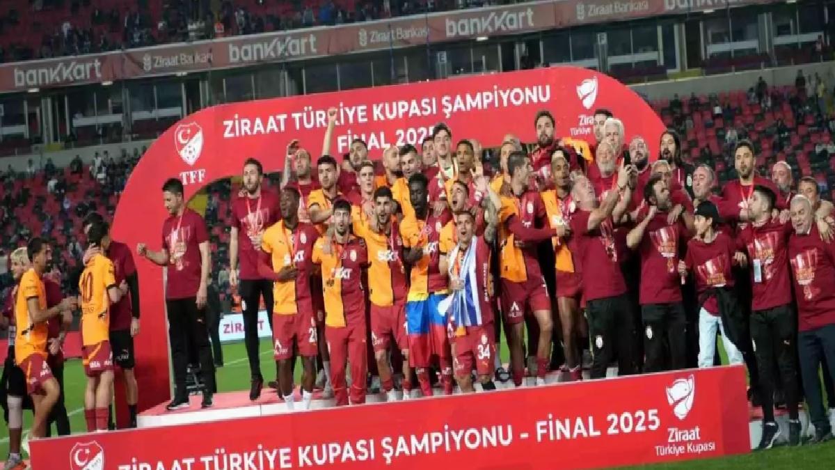 Galatasaray 19. Kupa Sevinci