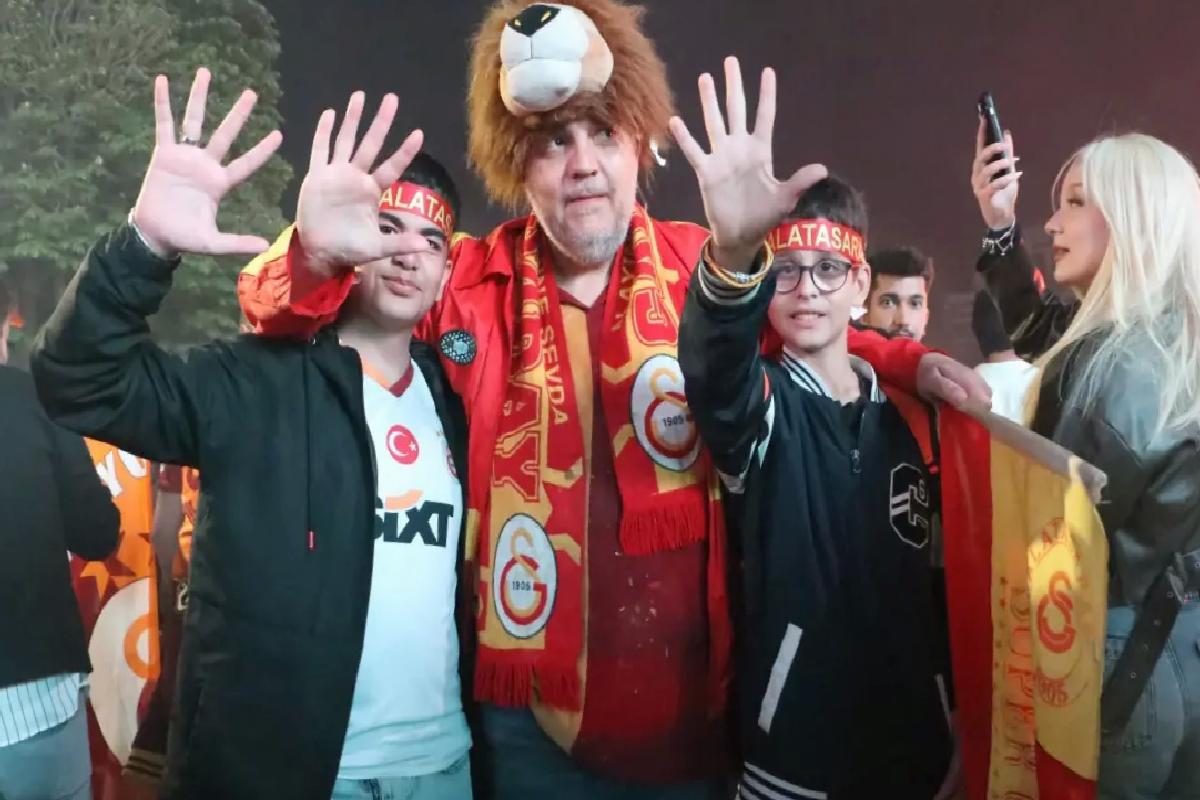 Galatasaray 25. Şampiyonluğunu Coşkuyla Kutladı