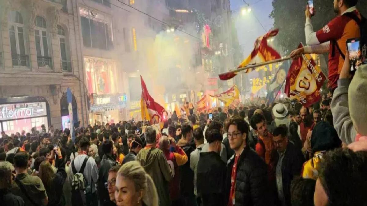 Galatasaray 25. Şampiyonluğunu İlan Etti