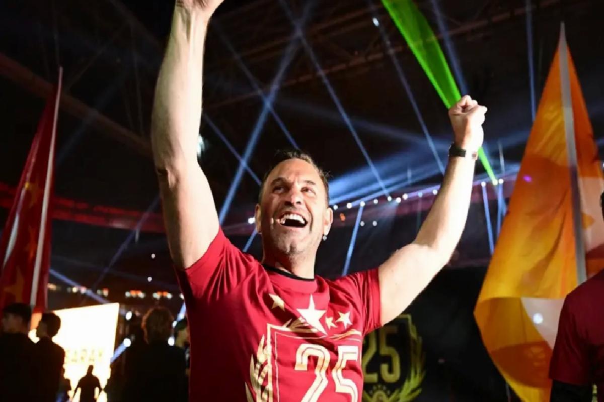 Galatasaray formaları satışa sundu: İşte 5 yıldızlı yeni logo