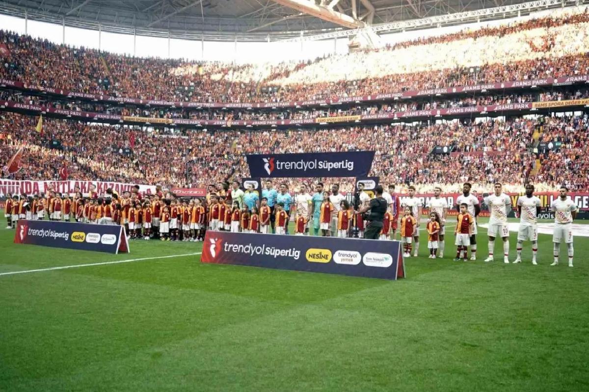 Galatasaray-Kayserispor: İlk 15 Dakika Golsüz Geçti