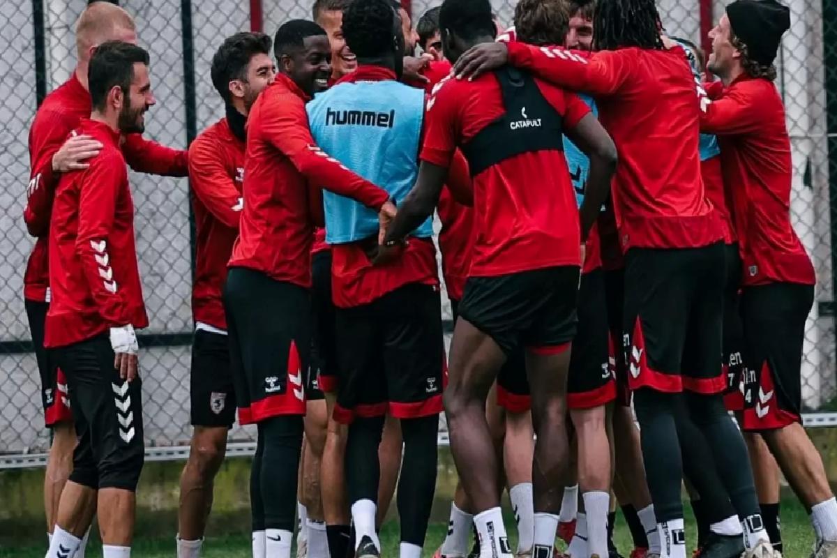 Galatasaray kazandı, Samsunspor Avrupa’yı garantiledi