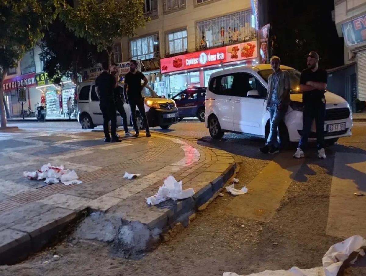 Galatasaray Kutlamasında Kavga: 3 Yaralı