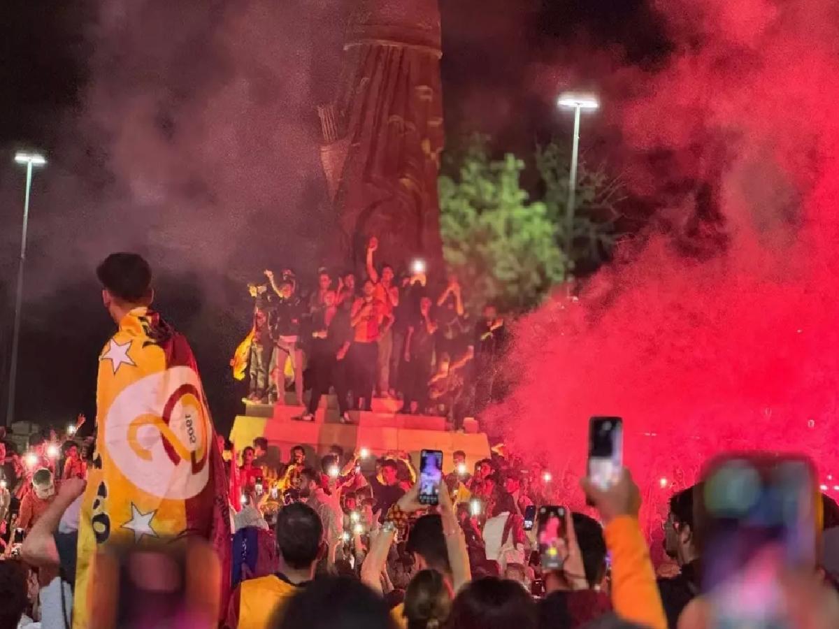 Galatasaray Şampiyonluğu Kutlandı