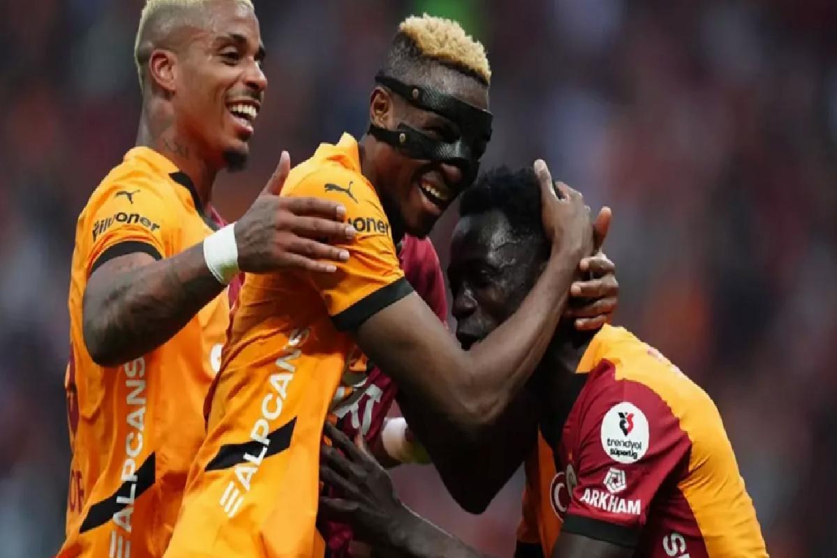Galatasaray, Sivasspor’a gol oldu yağdı! Osimhen’den kariyer rekoru