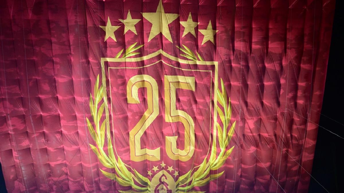 Galatasaray, son 48 saatte 155 milyon lira ciro yaptı