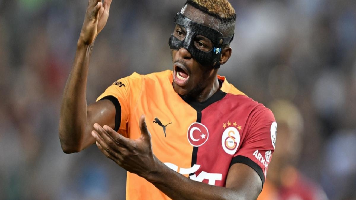 Galatasaray taraftarı: Bizimle kal Osimhen
