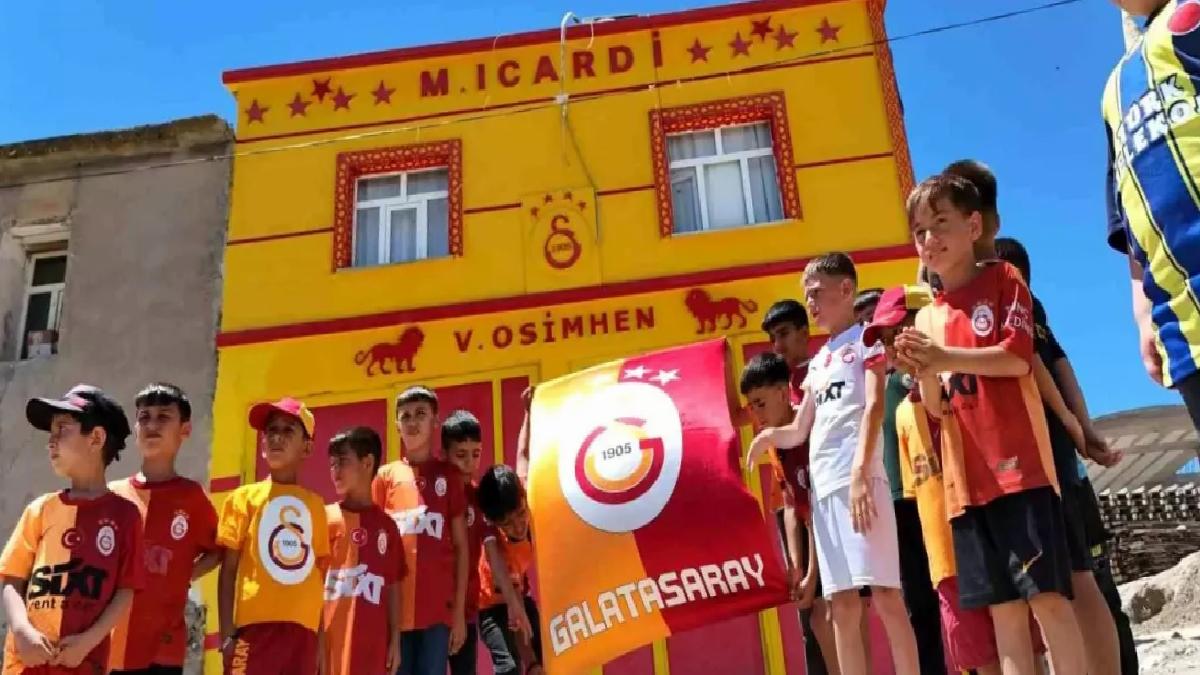 Galatasaray Taraftarından Özel Ev Dekoru