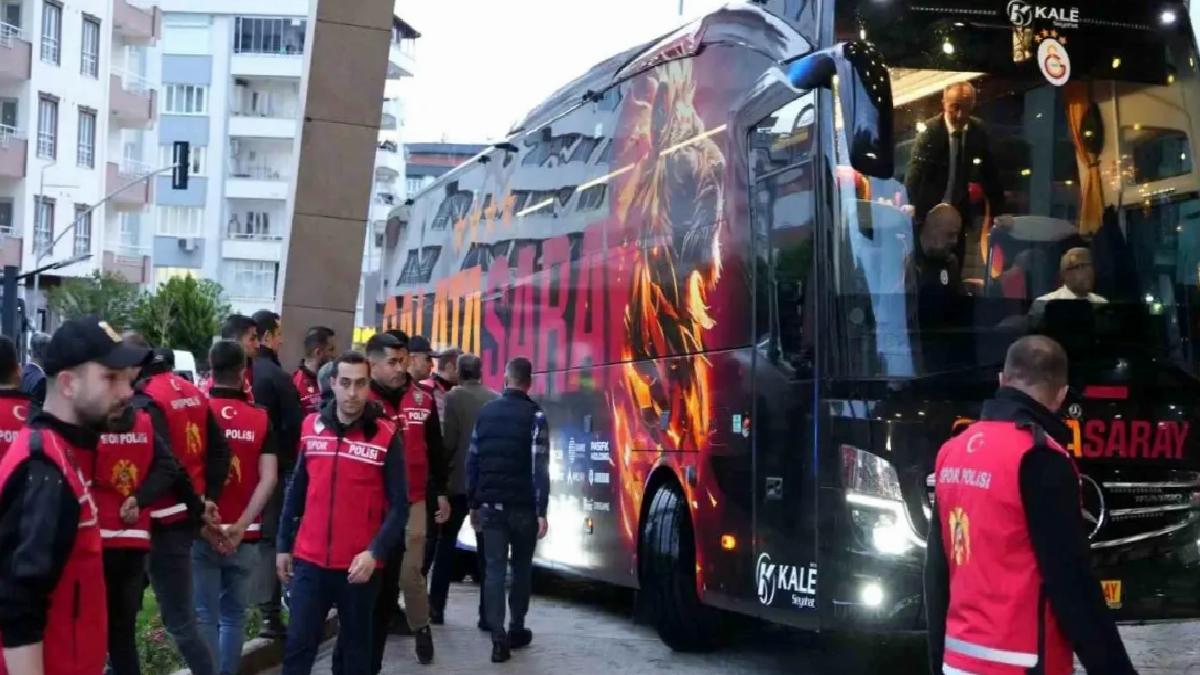 Galatasaray, Ziraat Türkiye Kupası Finali İçin Gaziantep’e Ulaştı