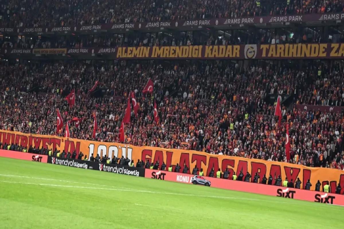 Galatasaray’a 2.3 milyar TL’lik gelir