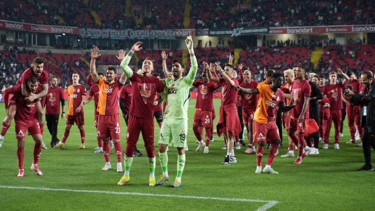 Galatasaray’ın kupa coşkusu!