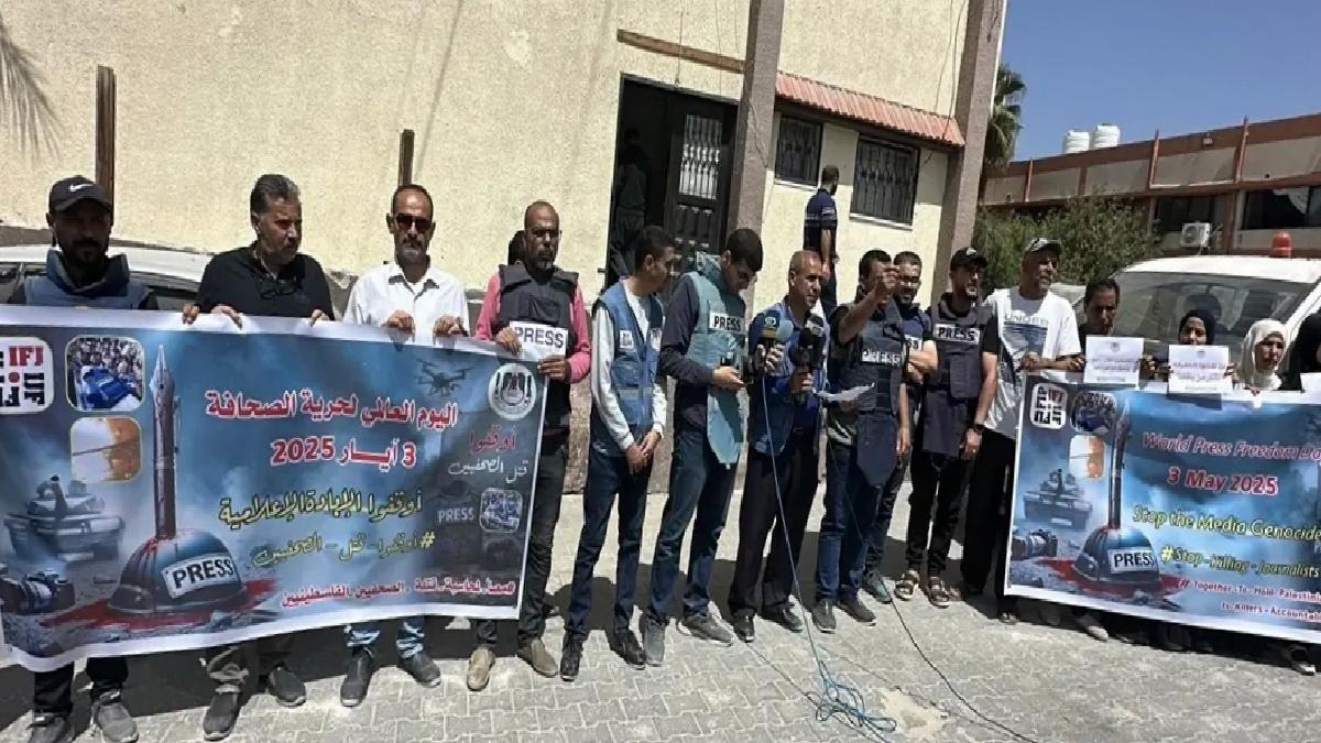 Gazetecilerden Soykırımı Durdurma Eylemi