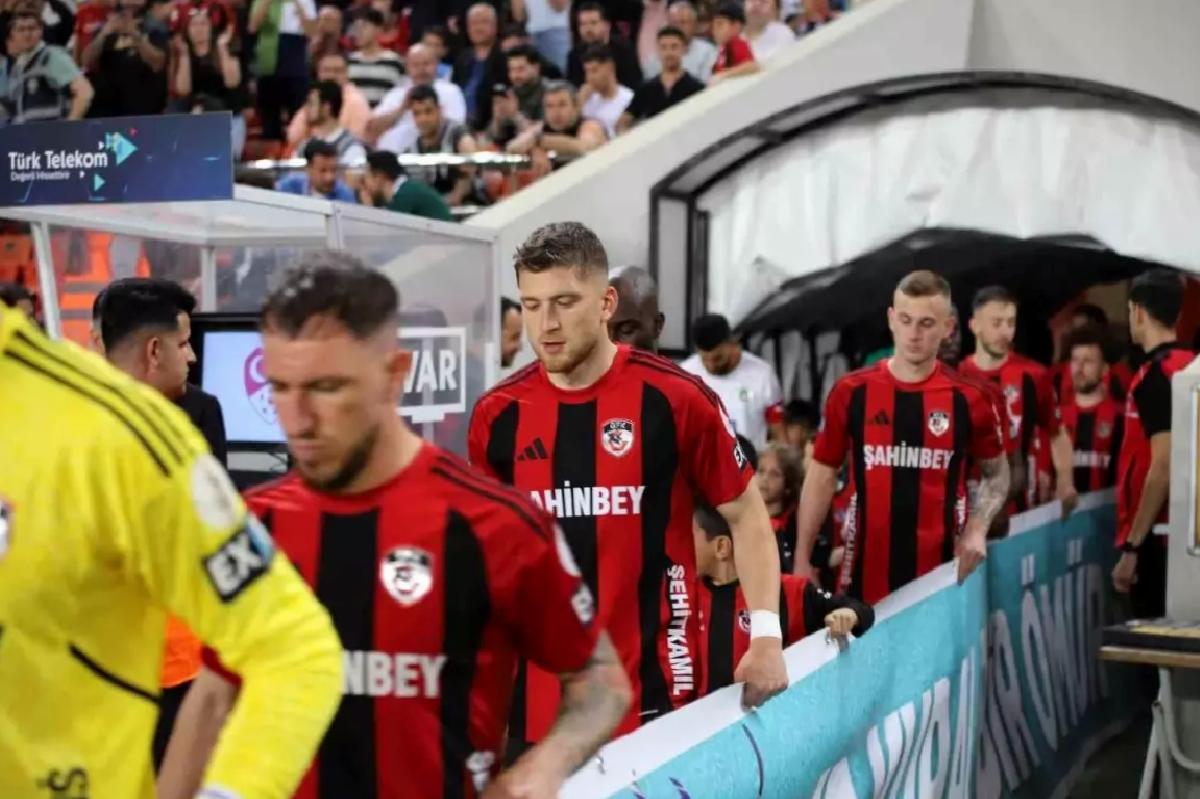 Gaziantep FK – Alanyaspor Maçı Başladı