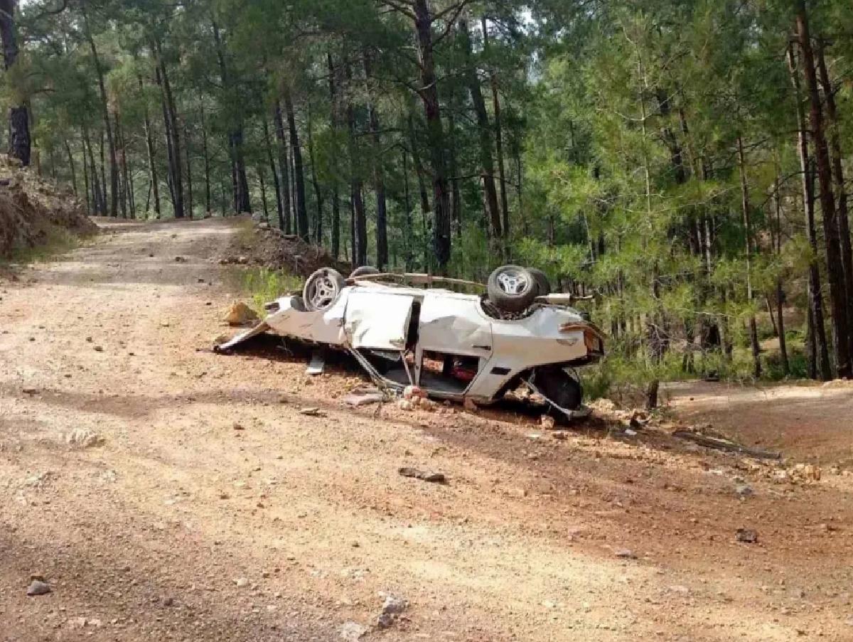 Gazipaşa’da Kontrolden Çıkan Otomobil Devrildi