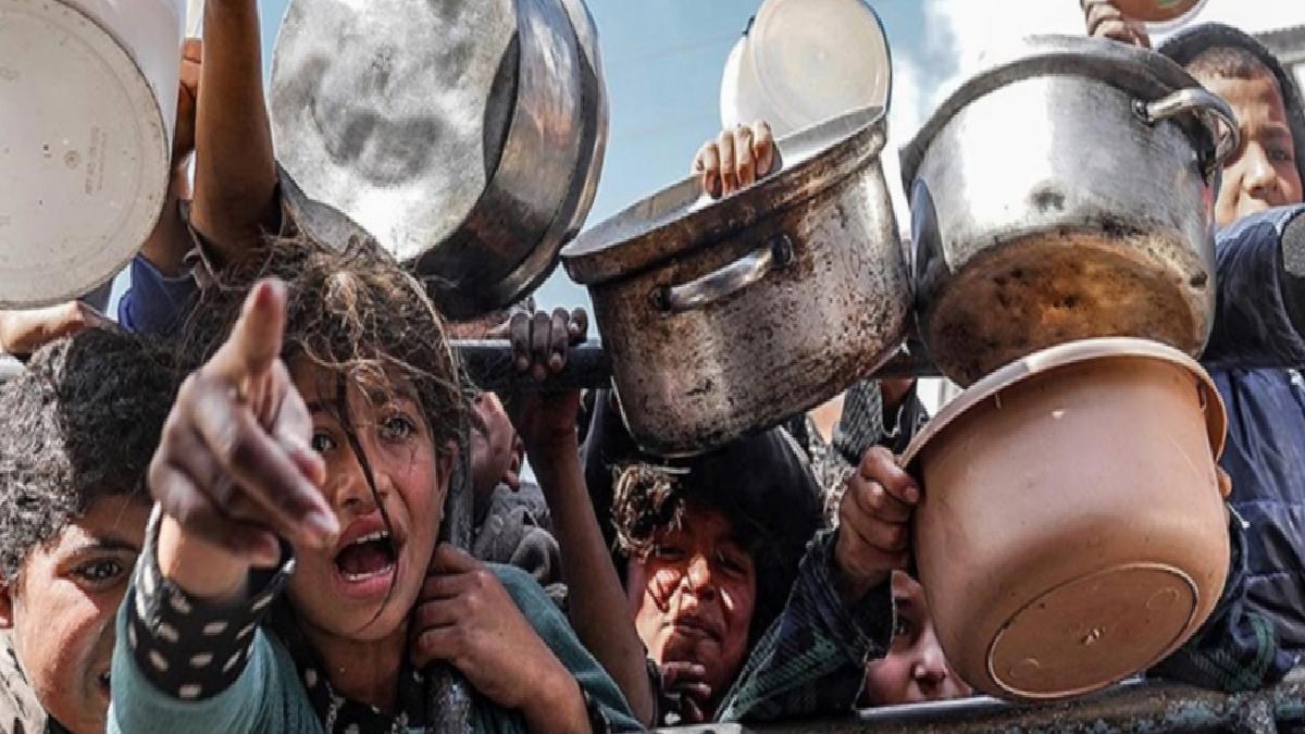 Gazze’de insanlık krizi: Açlık, 65 bin çocuğun hayatını tehdit ediyor