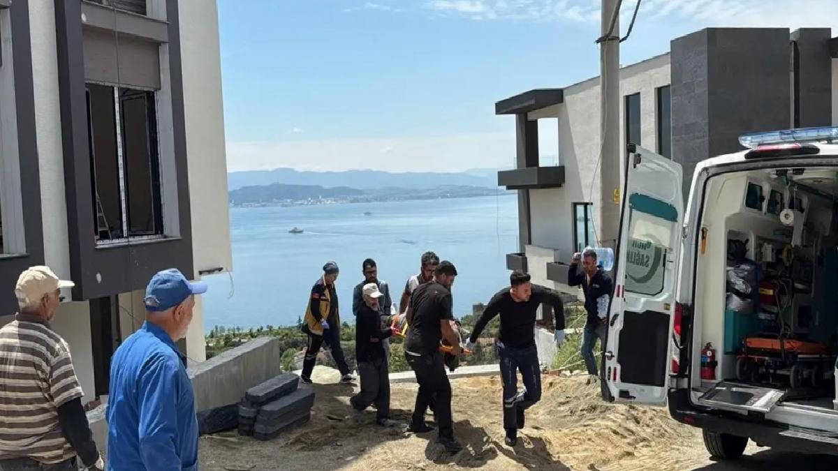 Gebze’de İnşaatta Yüksekten Düşen 2 İşçi Yaralandı